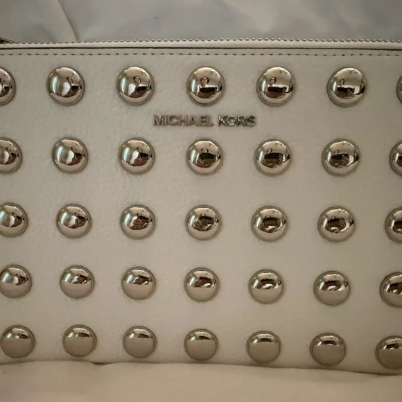 Michael Kors Optic White Leather Wristlet/soft Clutch with Silver Stud Accents - Picture 4 of 7